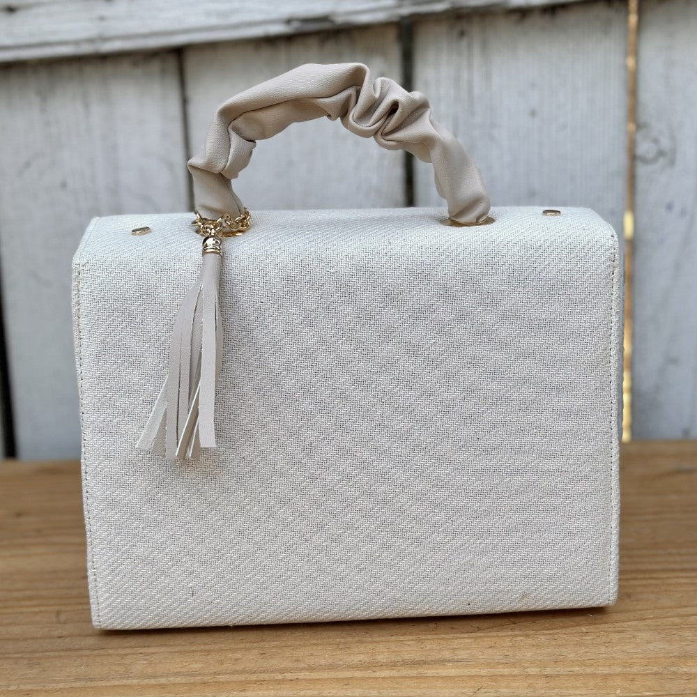 Bolsa Vaquera para Mujer con Toro y Rosas Pintado a Mano - Hecho en Mexico (6)