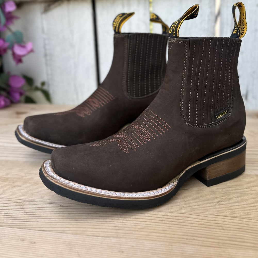 Botin con Suela Comoda color Cafe Oscuro para Mujer - Botines Vaqueros para Mujer - Botin con Suela de Hule (7)