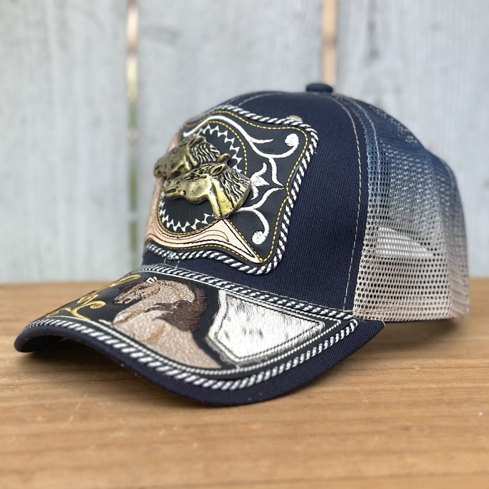Gorra Vaquera Azul y Beige con Caballo - Gorras Artesanales Mexicanas