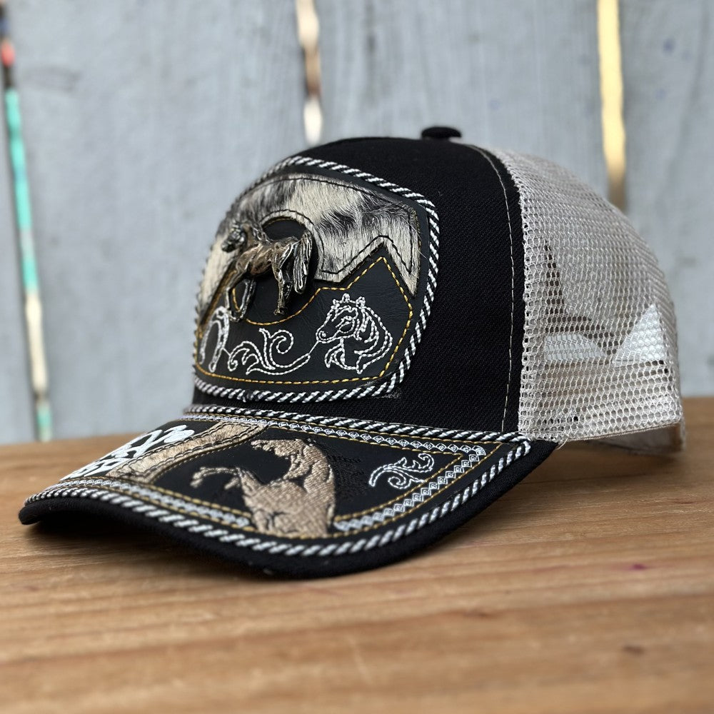 Gorra Vaquera Negra con Caballo #2 - Gorras Artesanales Mexicanas (3)