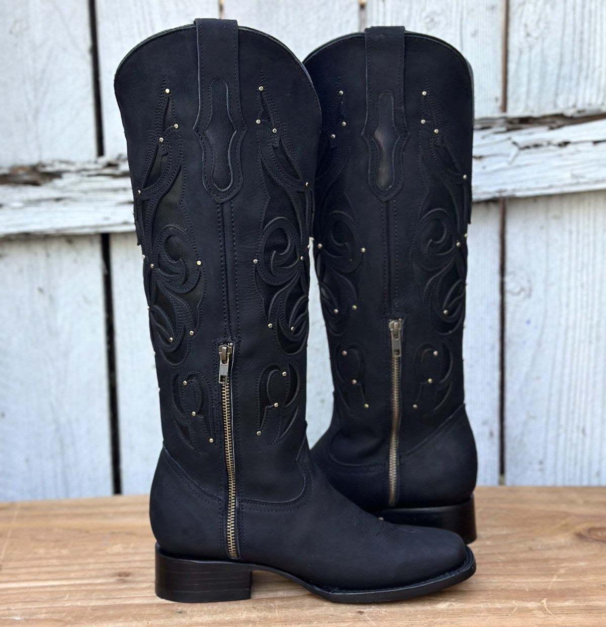 Bota Vaquera Negra de Tubo Alto con Estoperoles para Mujer | CB-Ruby (2)