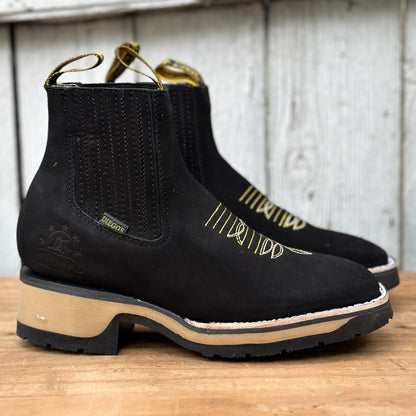 Botin Vaquero de Nobuck Negro con Suela de Goma para Hombre | DB-755 | Botines Vaqueros Mexicanos (2)