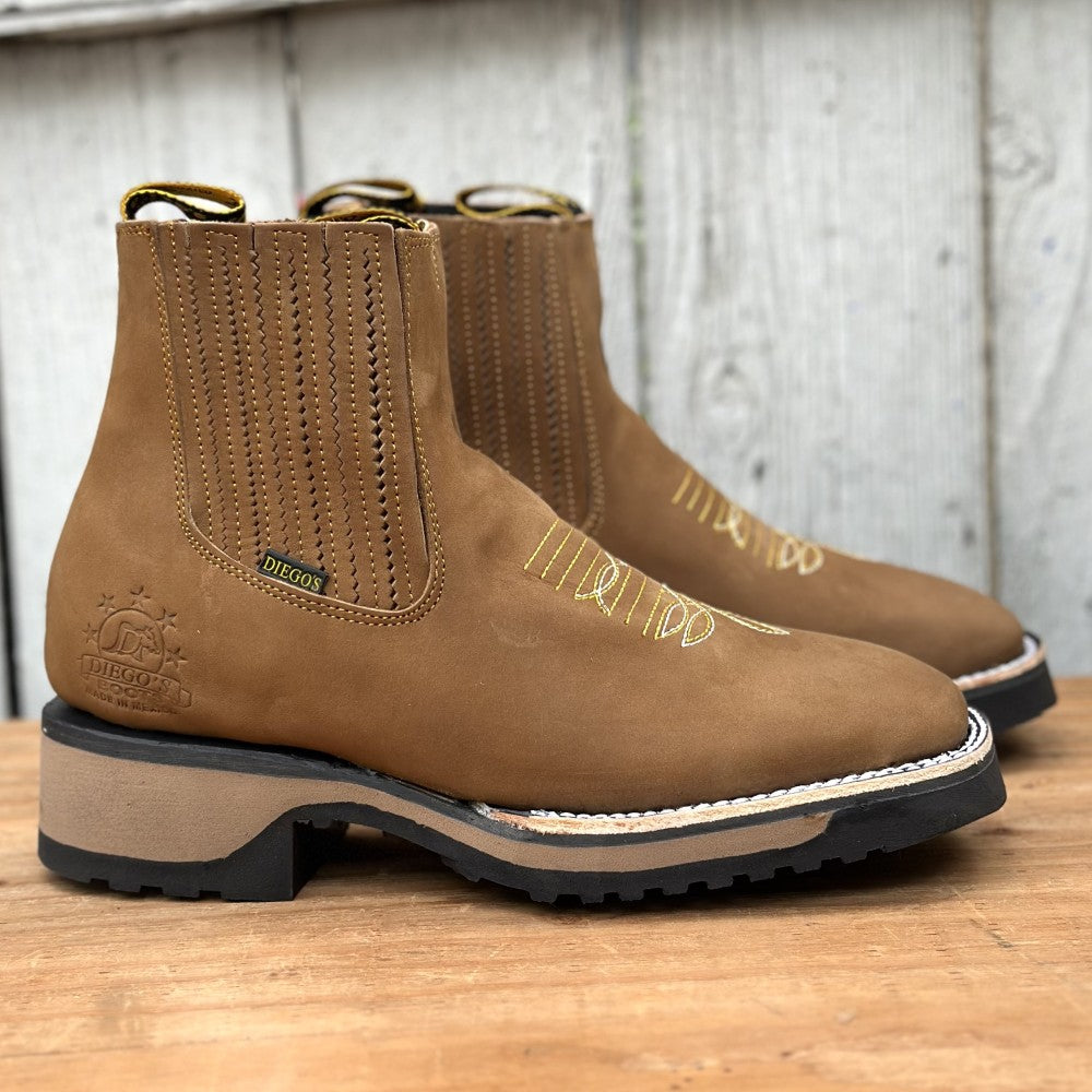 Botin Vaquero de Nobuck Color Papaya con Suela de Goma para Hombre | DB-755 | Suela Doble Densidad | Botines Vaqueros Mexicanos (3)