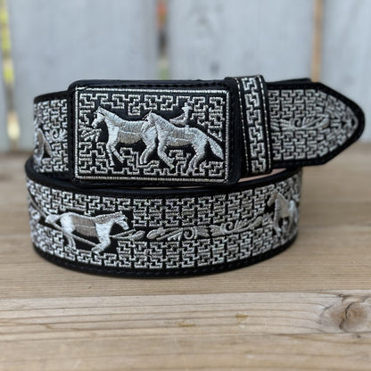 Cinturon Vaquero Negro Suerte Charra de 2" - Cinturones Vaqueros para Hombre - CInturones Vaqueros Mexicanos