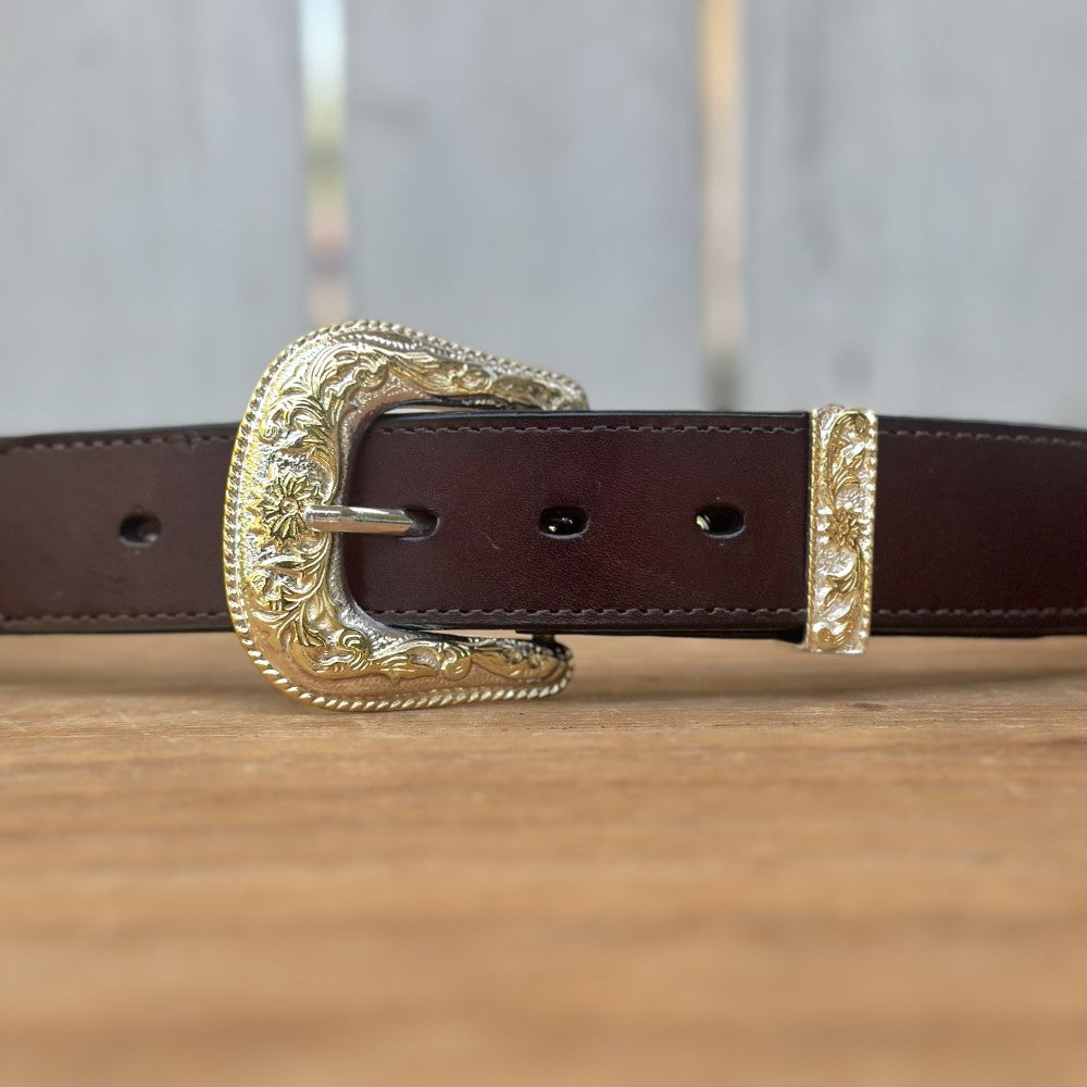 Cinturón Vaquero con Conchos de Alpaca en Color Café Oscuro
