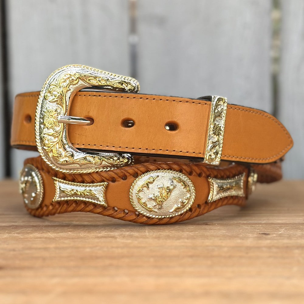 Cinturón Vaquero con Conchos de Alpaca en Color Miel - Cinturones Vaqueros Mexicanos