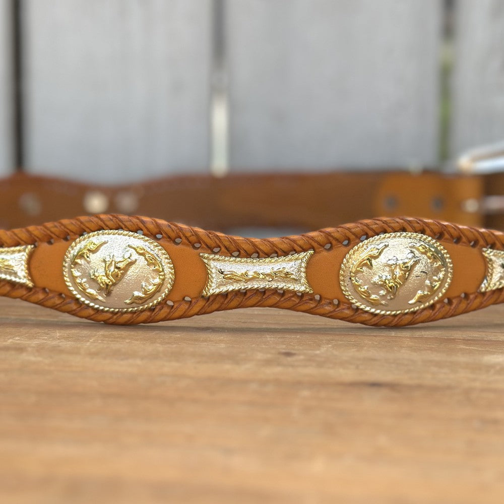 Cinturón Vaquero con Conchos de Alpaca en Color Miel - Cinturones Vaqueros Mexicanos (5)