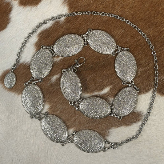 Cinturón Vaquero para Mujer con Conchos Plateados y Pedrería 