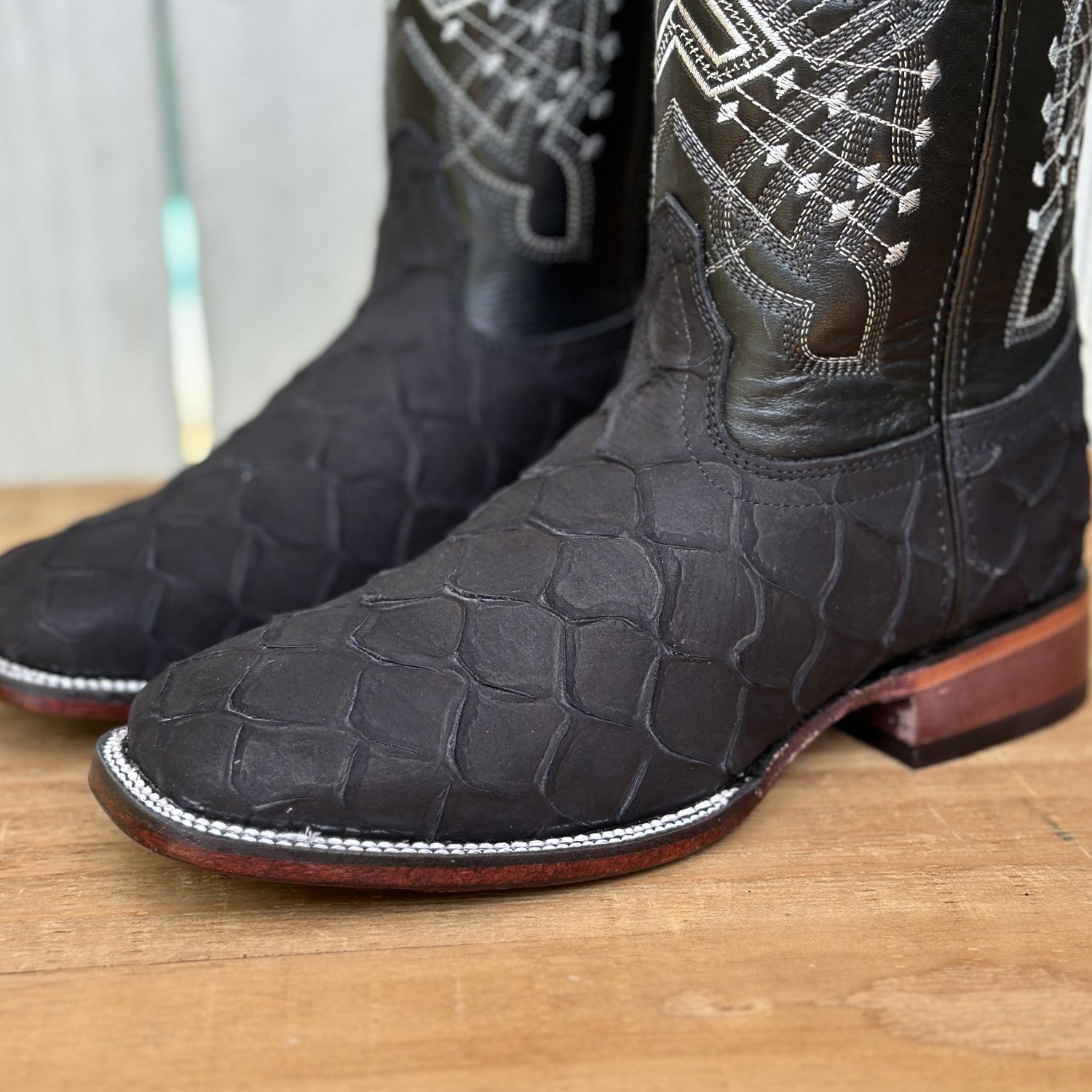 DB-Imitación Pirarucu Nobuck Negro - Botas Vaqueras Exoticas para Hombre (2)