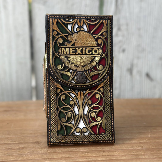 Funda Vaquera para Teléfono “México Tricolor” Dorada de Piel Cortada a Láser