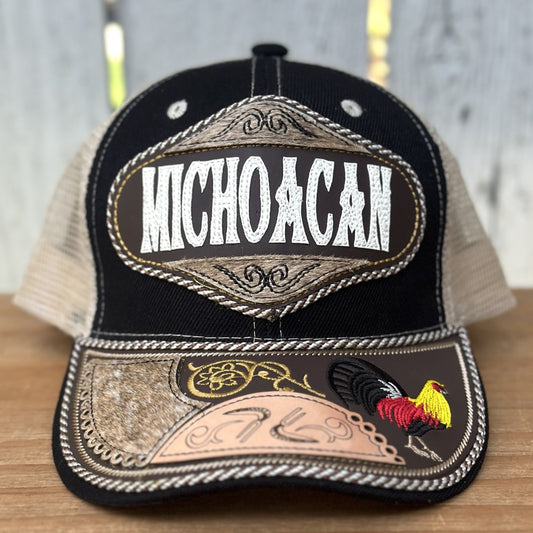 Gorra Negra y Beige de Michoacán con Bordado de Gallo