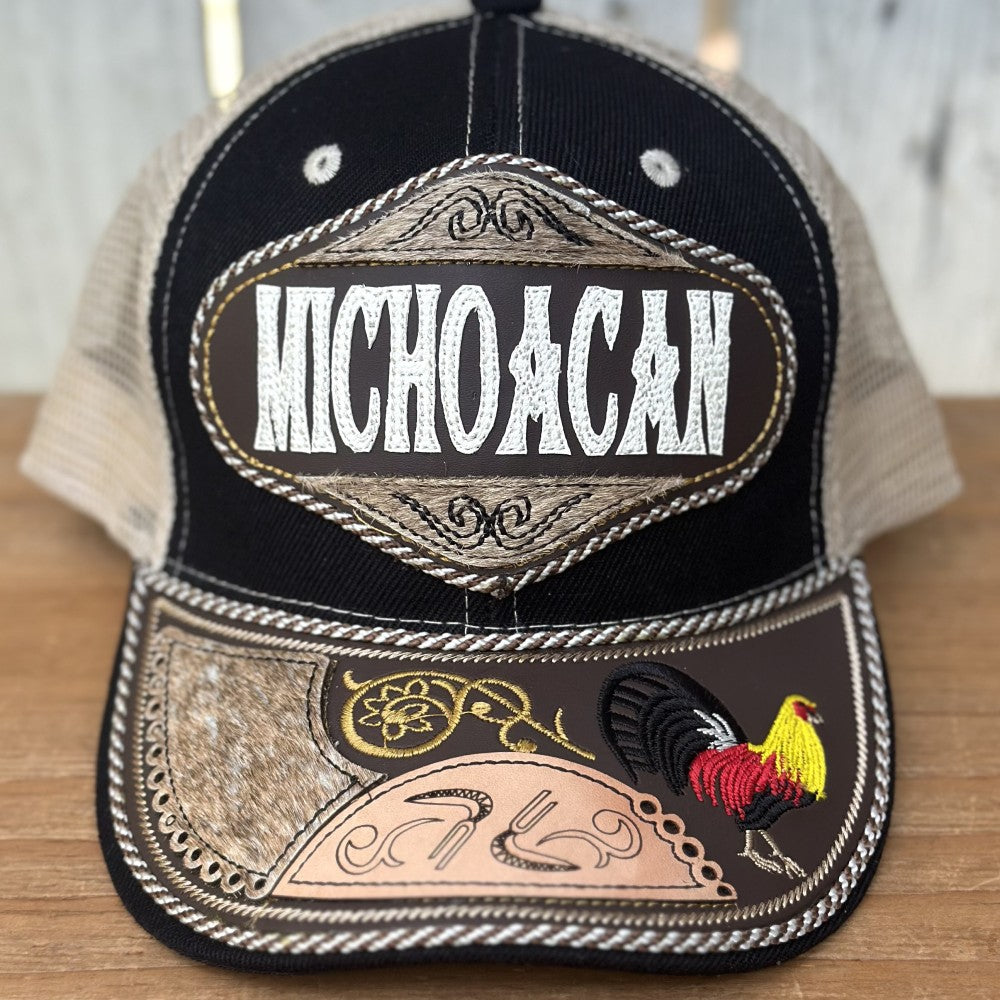 Gorra Negra y Beige de Michoacán con Bordado de Gallo