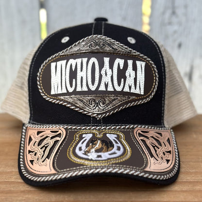 Gorra Negra y Beige de Michoacán con Bordado de Herradura