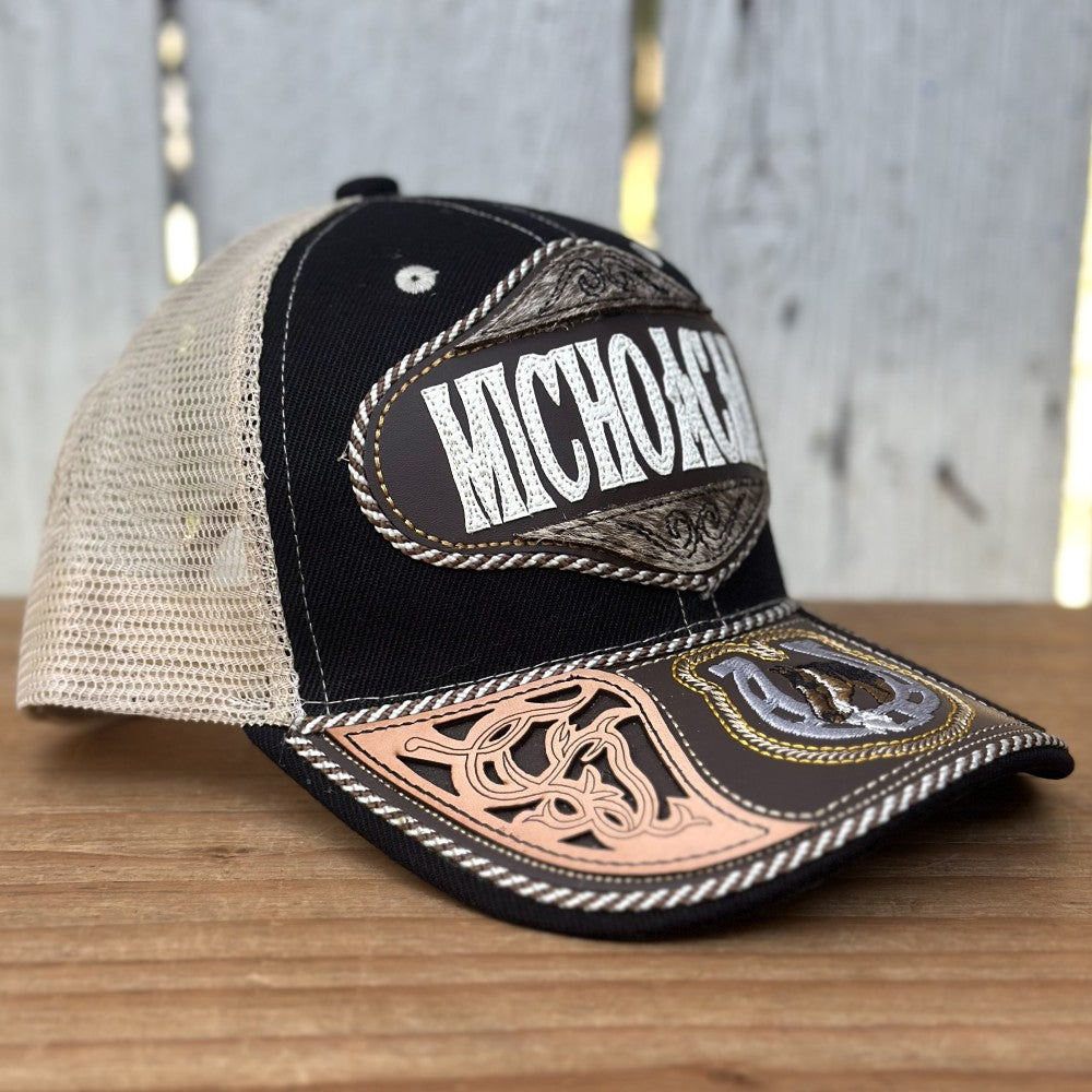 Gorra Negra y Beige de Michoacán con Bordado de Herradura