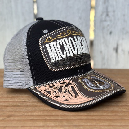 Gorra Negra y Beige de Michoacán con Bordado de Herradura #2