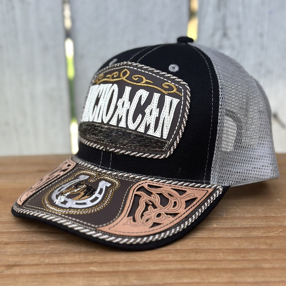 Gorra Negra y Beige de Michoacán con Bordado de Herradura #2