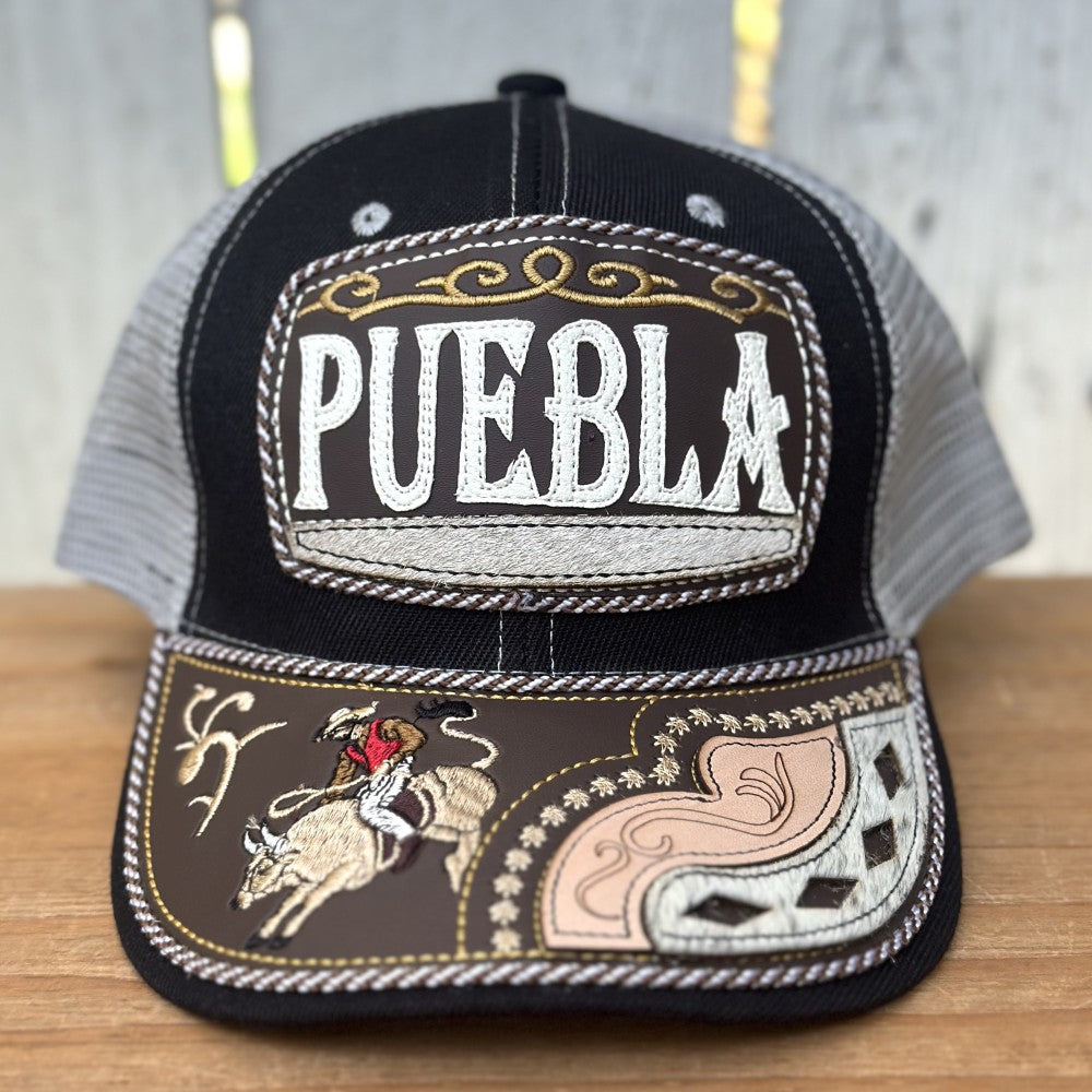 Gorra Negra y Gris de Puebla con Bordado de Jienete | Gorras Mexicanas Artesanales