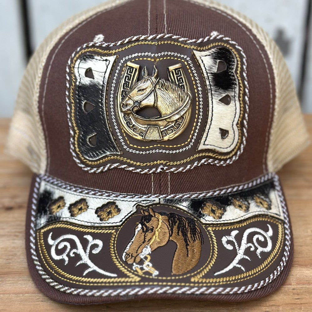 Gorra Vaquera Cafe y Beige con Caballo y Herradura #3 | Gorras Artesanales Mexicanas