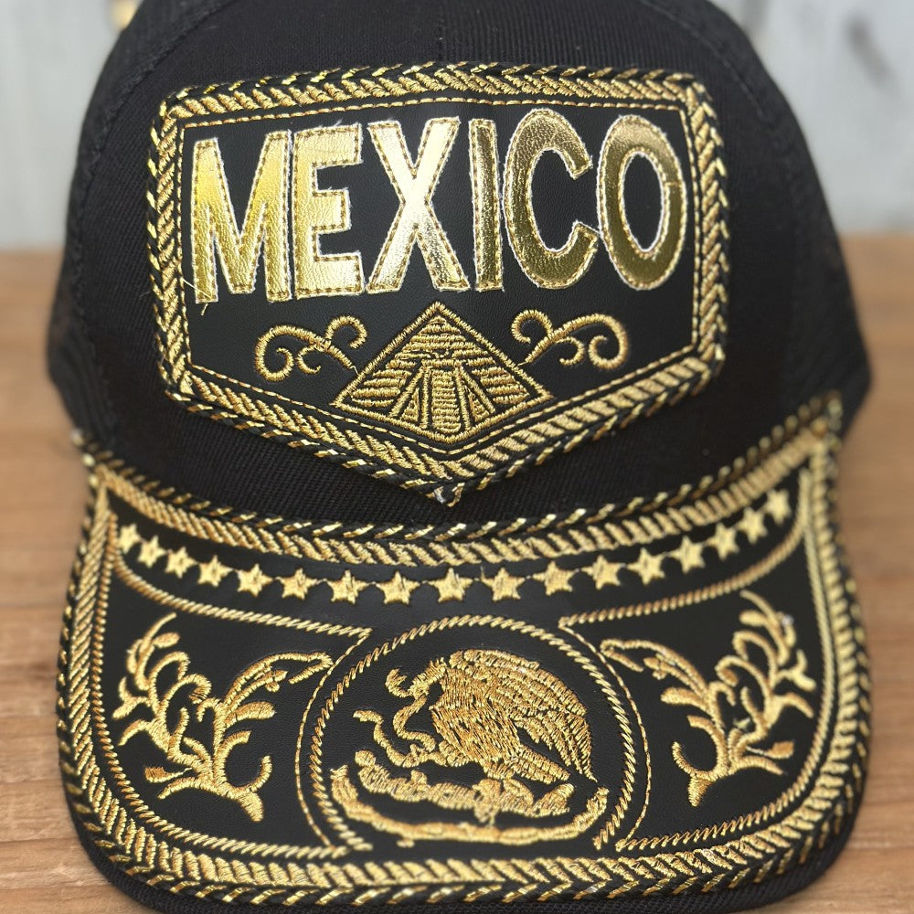Gorra Vaquera Artesanal Negra “México de Oro” con Bordado Dorado y Águila Mexicana en la Visera | Gorras Mexicanas (2)