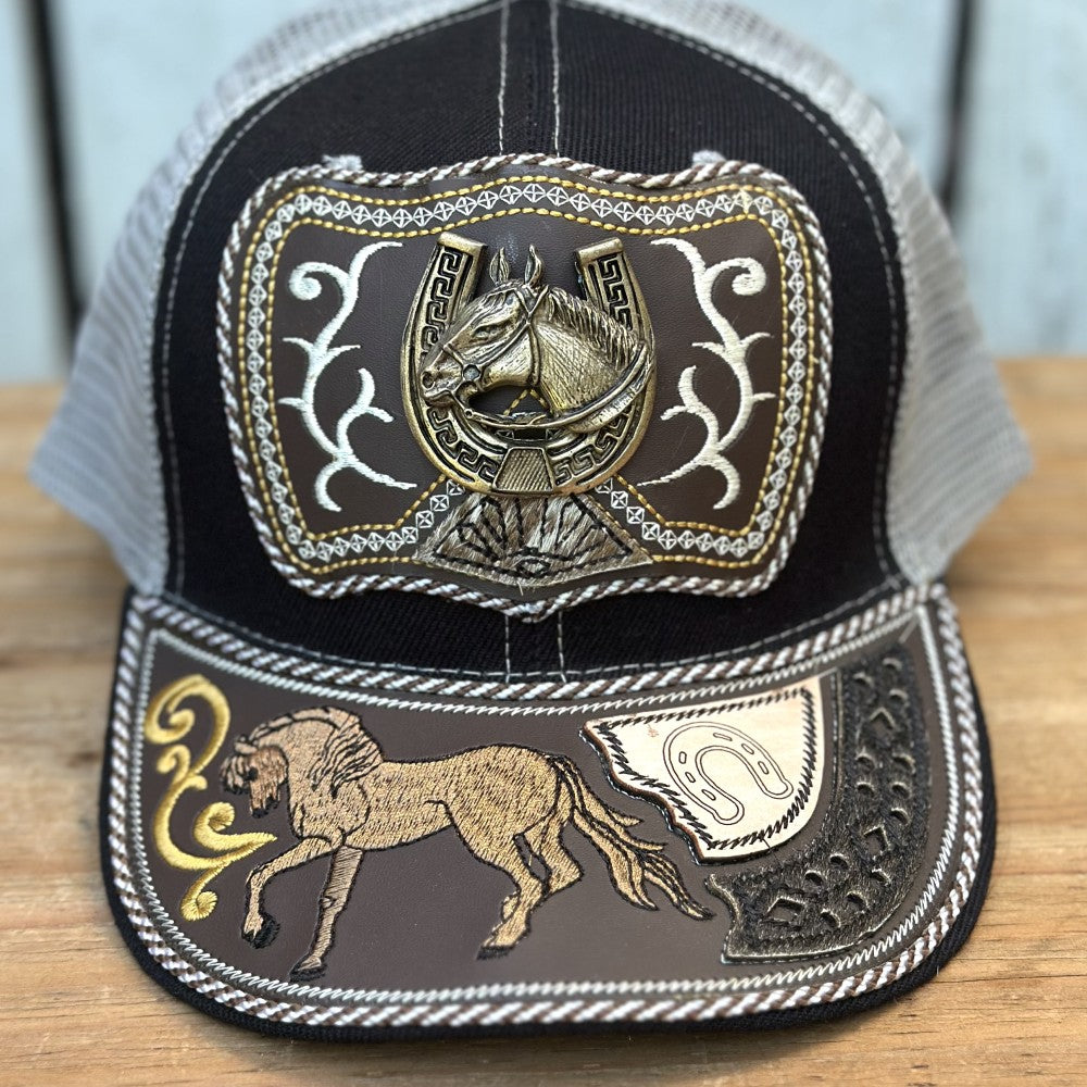 Gorra Vaquera Negra y Gris con Caballo y Herradura #3 | Gorras Artesanales Mexicanas