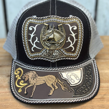 Gorra Vaquera Negra y Gris con Caballo y Herradura #3 | Gorras Artesanales Mexicanas