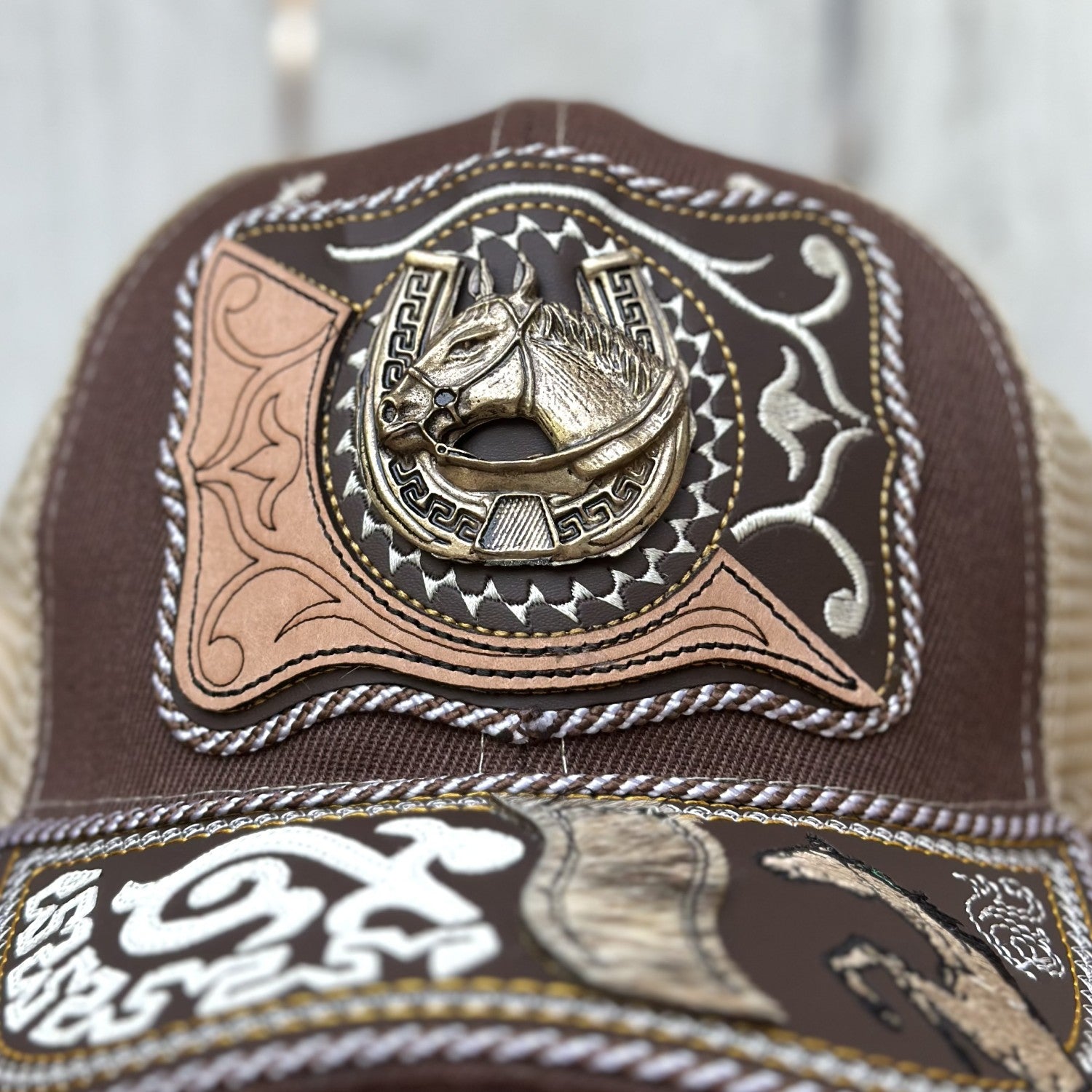 Gorra Vaquera " El Potro" Café - Gorras Artesanales Mexicanas (3)
